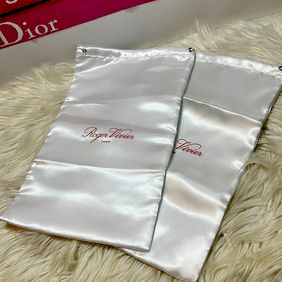 100% Auth A Pair of Roger Vivier DUST BAG (BRAND NEW) - Picture 2 of 14